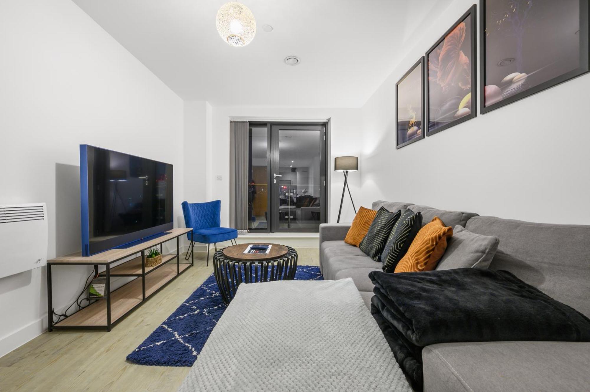 Stylish & Spacious Salford Quays One Bedroom High Floor Apartment With Balcony Manchester Exteriör bild